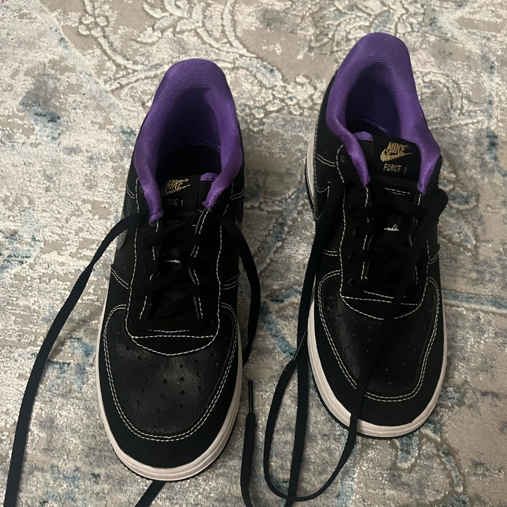 Nike Force 1 kids shoes